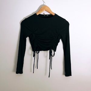 Black long sleeve crop top